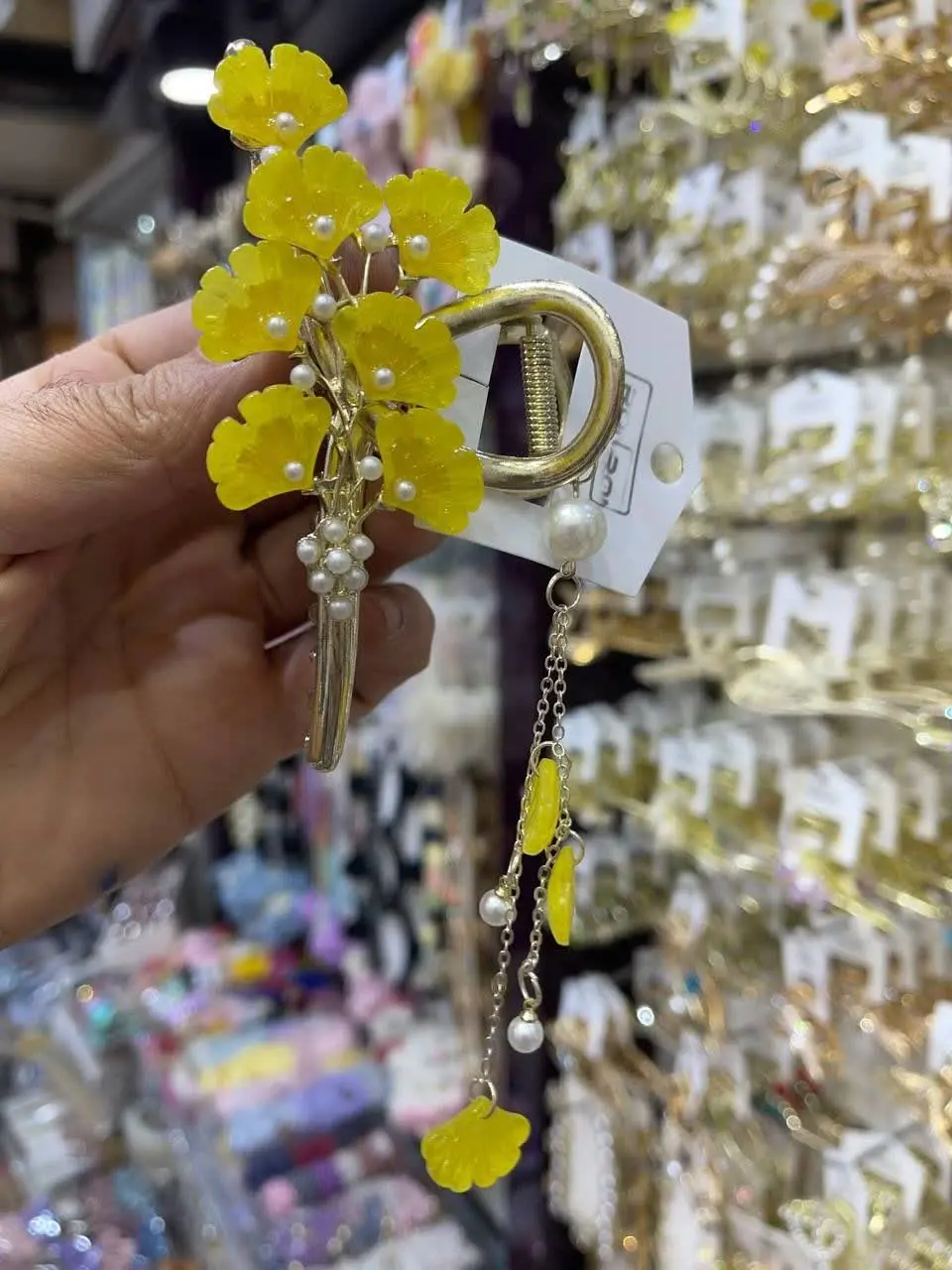 🍀کلیپس فلزی میخک زرد 
