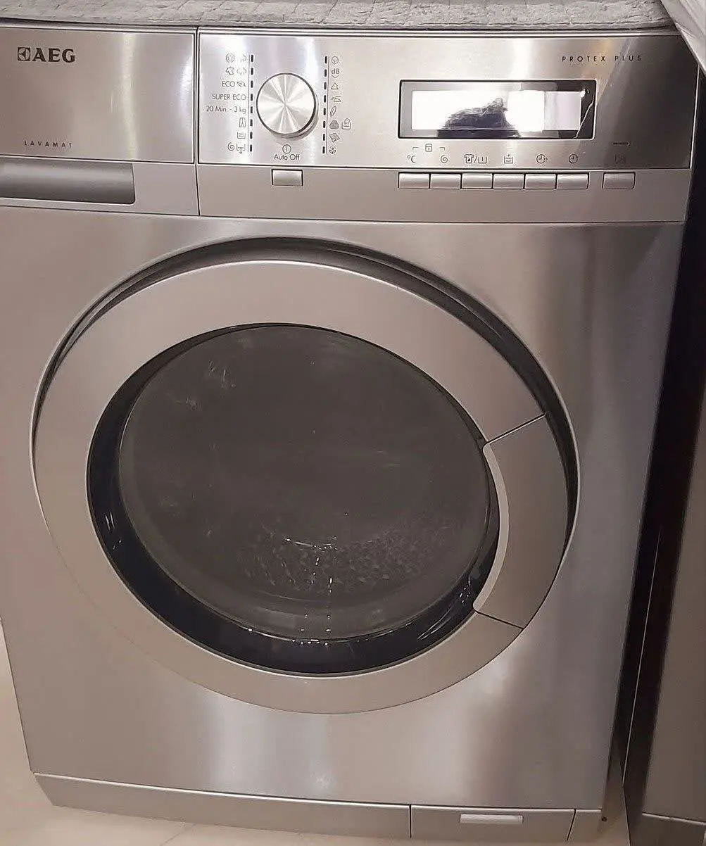 لباسشویی ۹ کیلویی برند آاگ اصل
