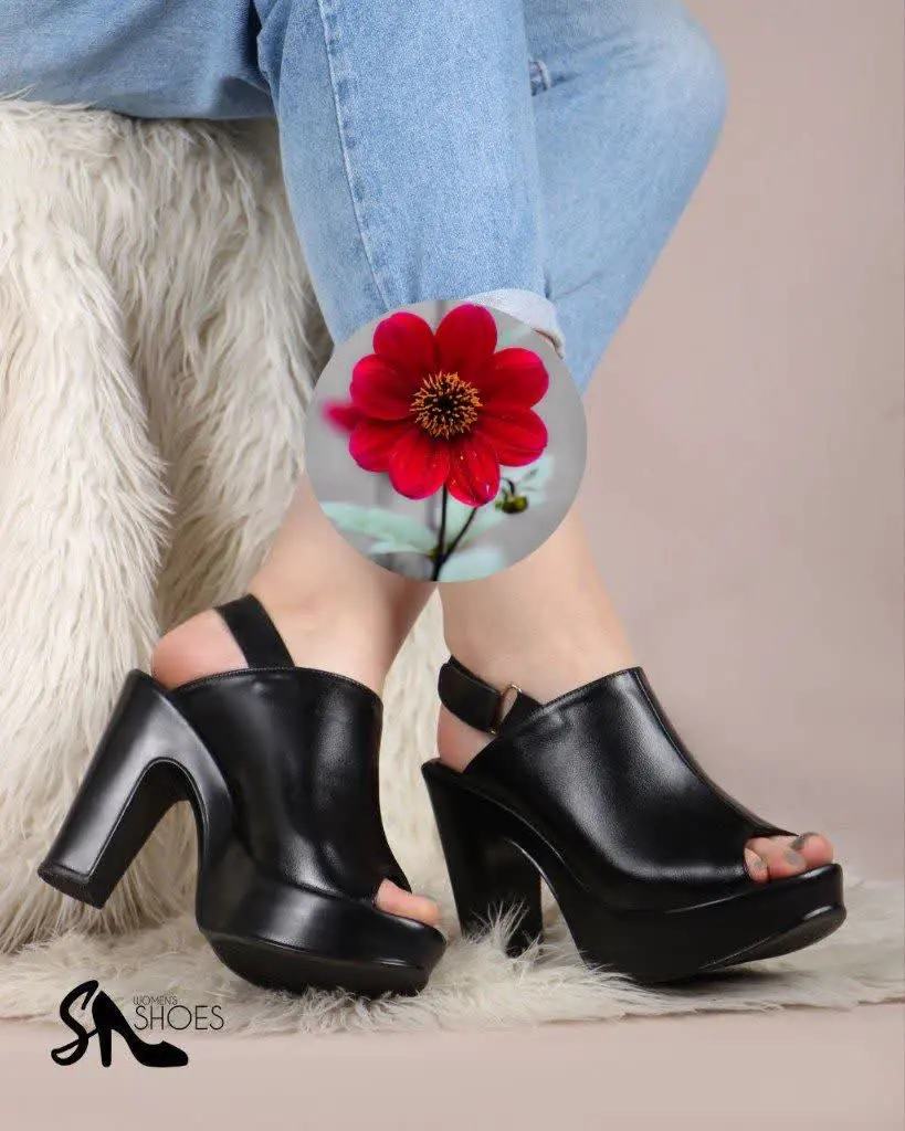 کفش ۱۱ سانت جدید: راحتی و استایل در هر قدم
