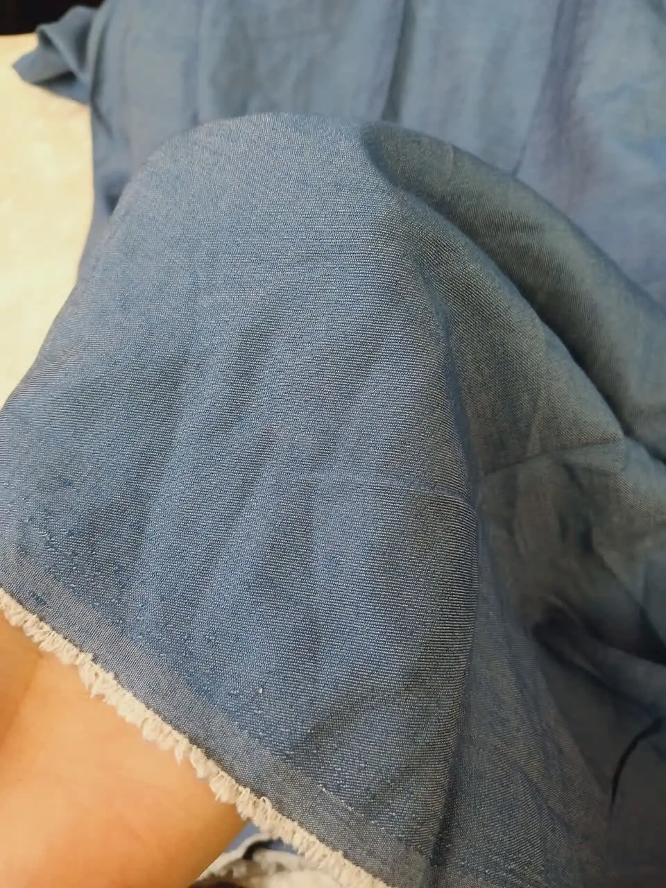 ✅ نام لی کاغذی 
