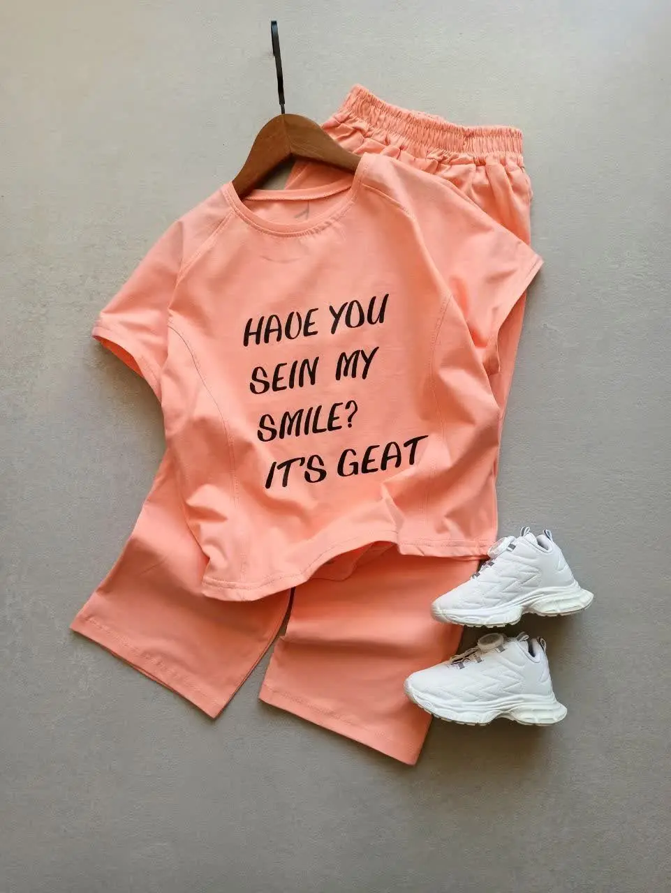 ما اینجاییم با ست‌های خونگی خوش قی. مت✌🏽😻
