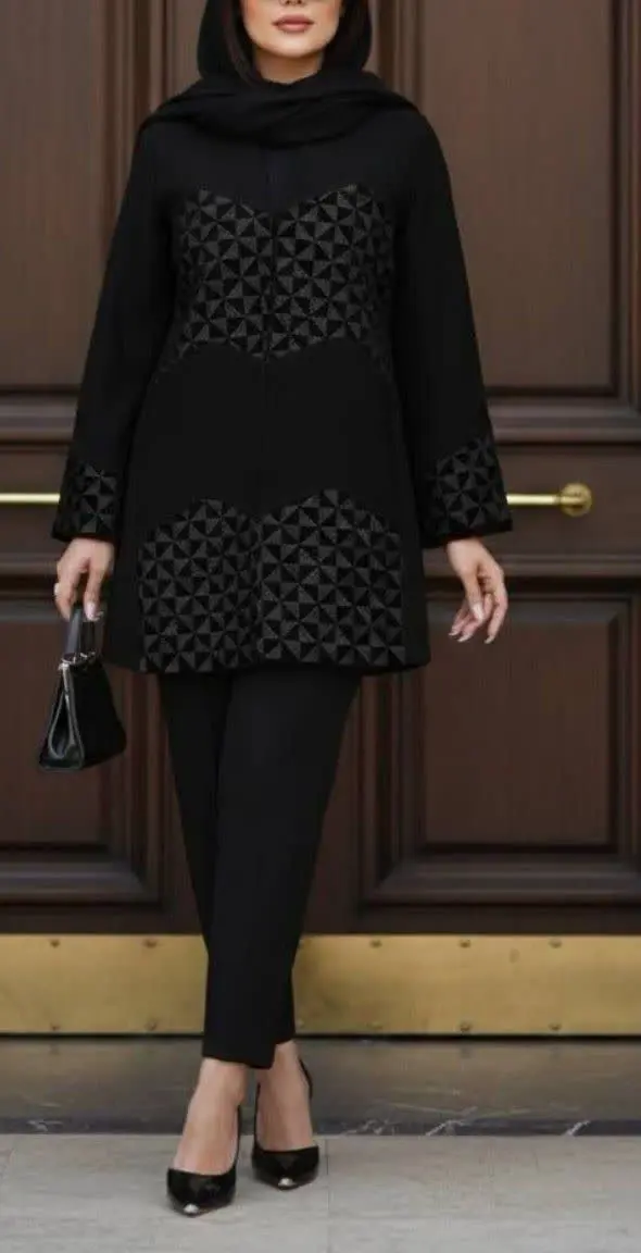 • 🔶 جزئیات طراحی: پنل های م...