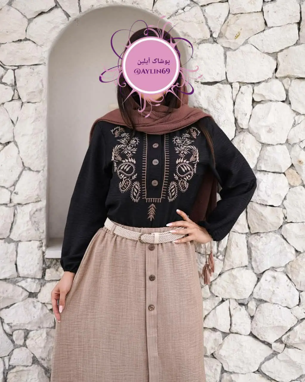 📌مدل: دوتیکه با گلدوزی پرگل 
