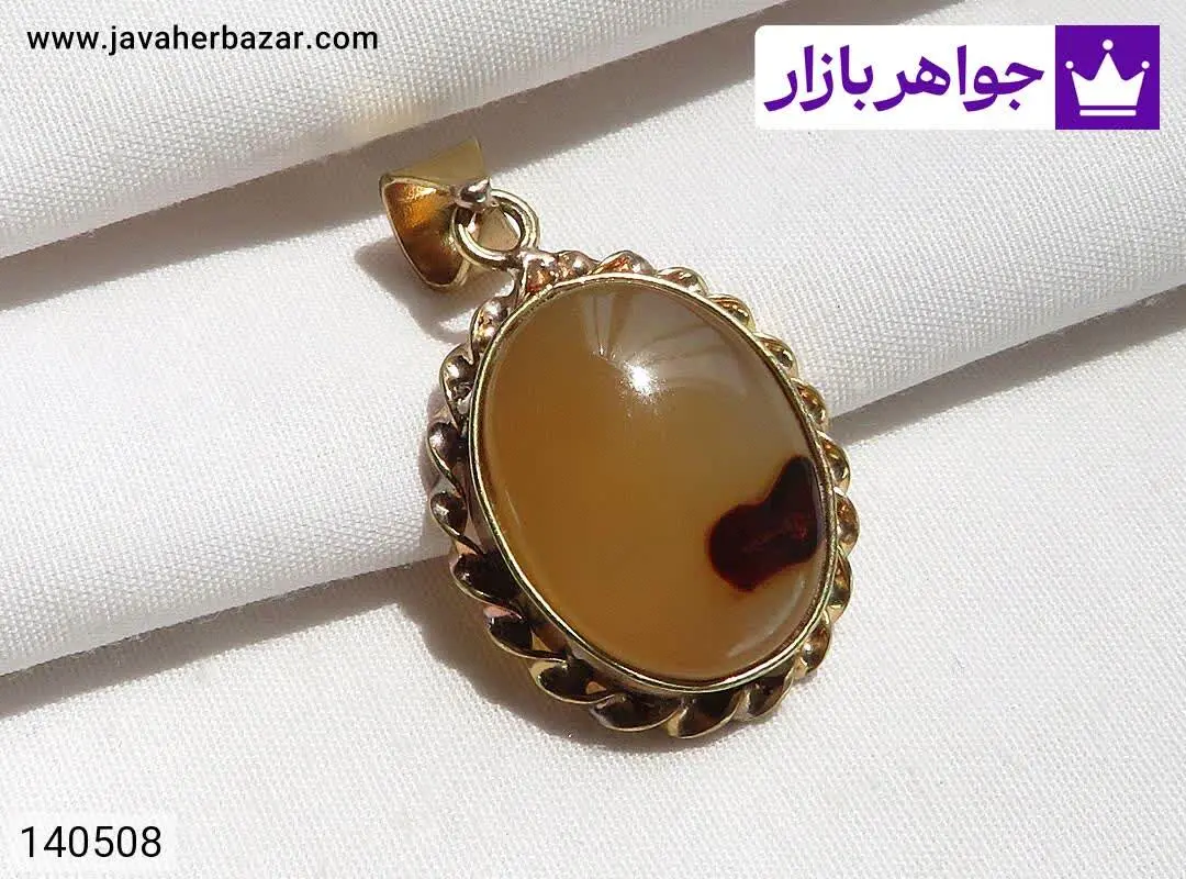 مدال عقیق یمنی زیبا با قاب طلاروس - کد ۱۴۰۵۰۸
