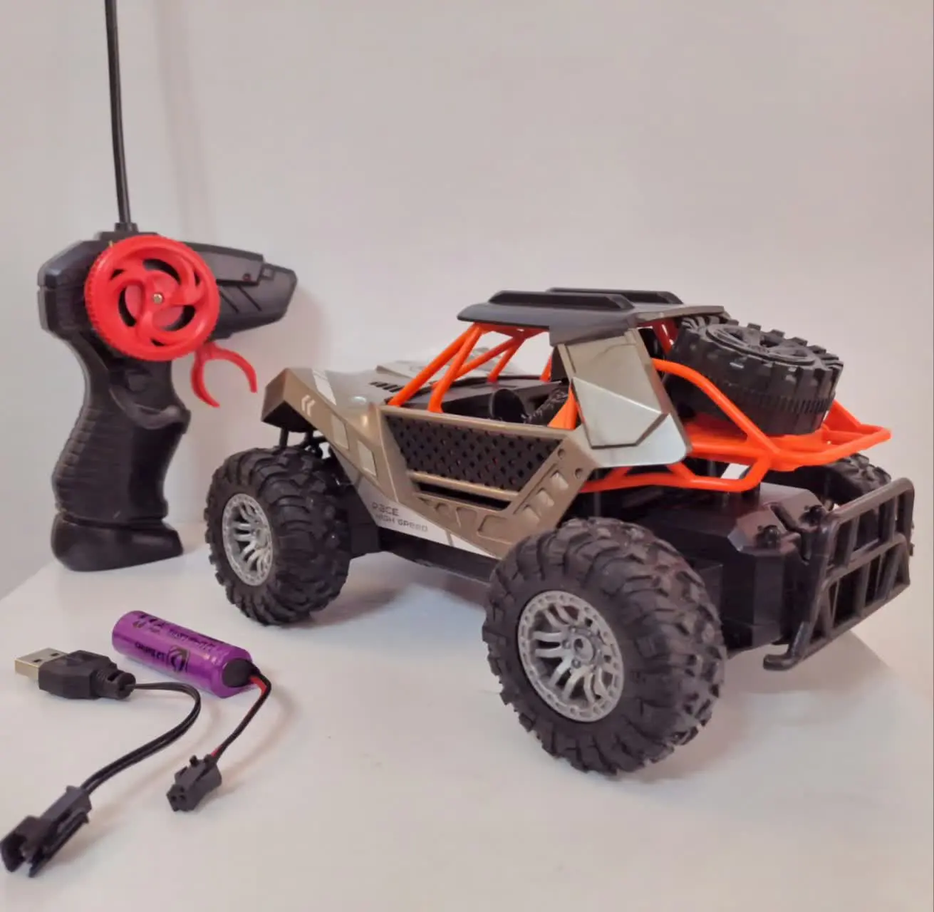 نام: ماشین کنترلی شارژی فست کار دسته خلبانی
