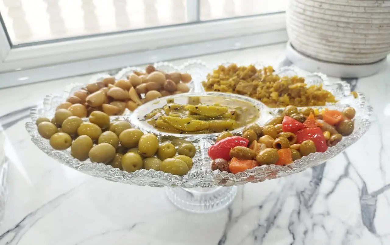 اردو خوری کریستال فقط ۱ عدد مانده 
