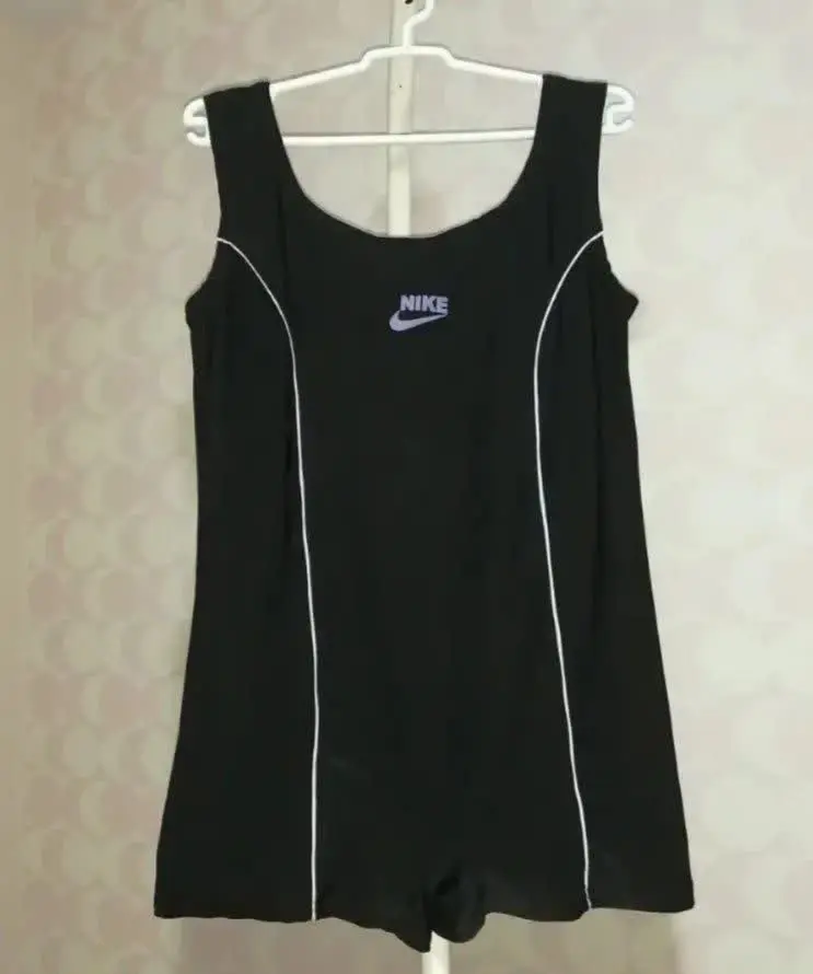 مایو پادار کلاهدار زنانه
