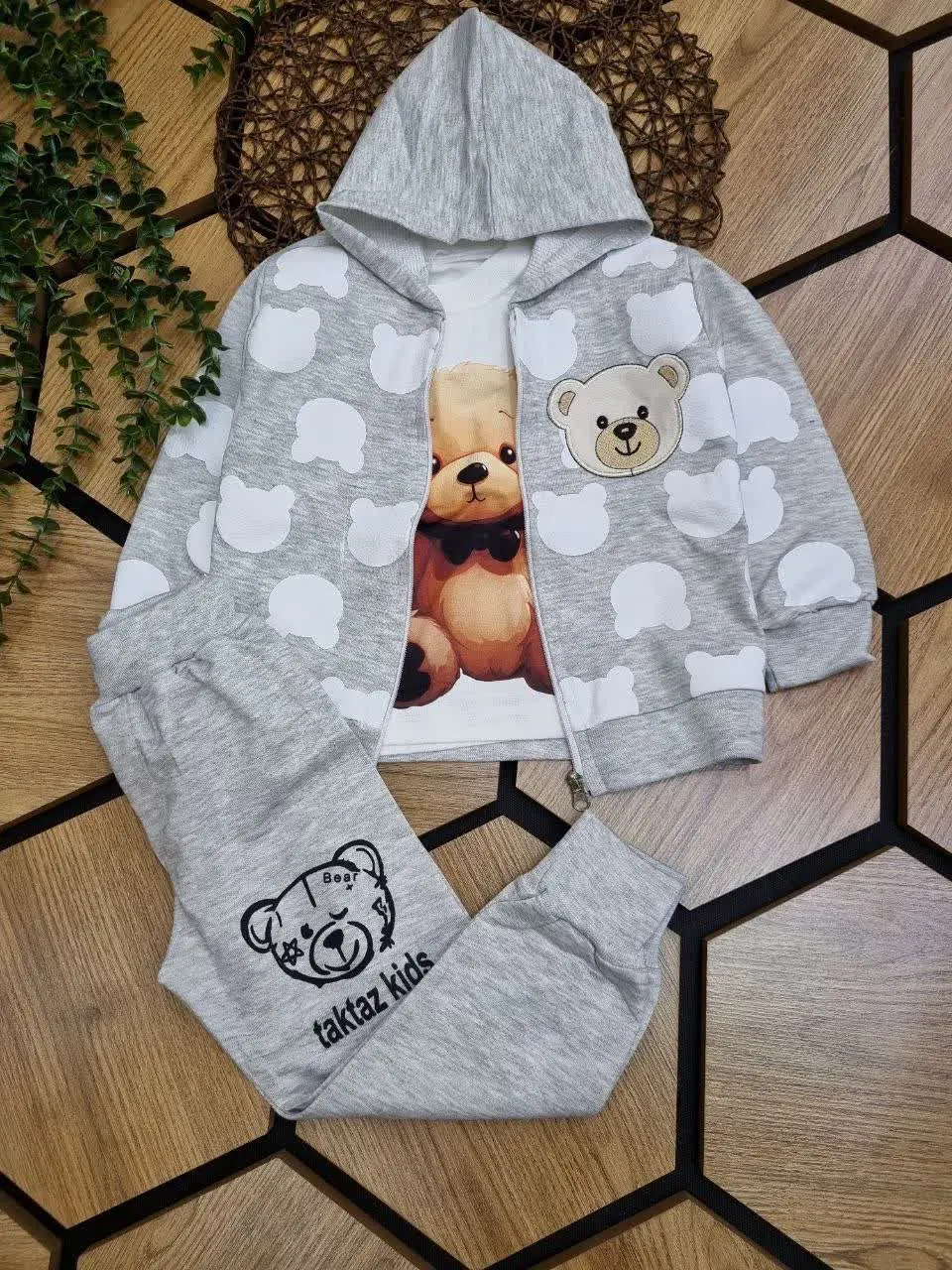 🇮🇷🧥🧶👗👚👔🎽👕👖💎
