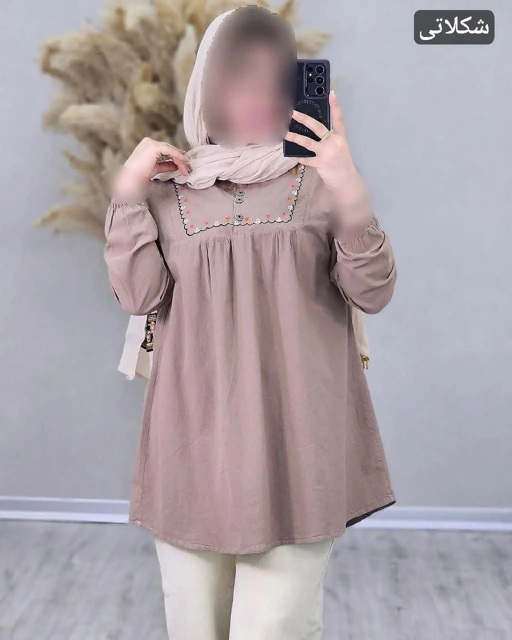 نام: مانتو موژان
