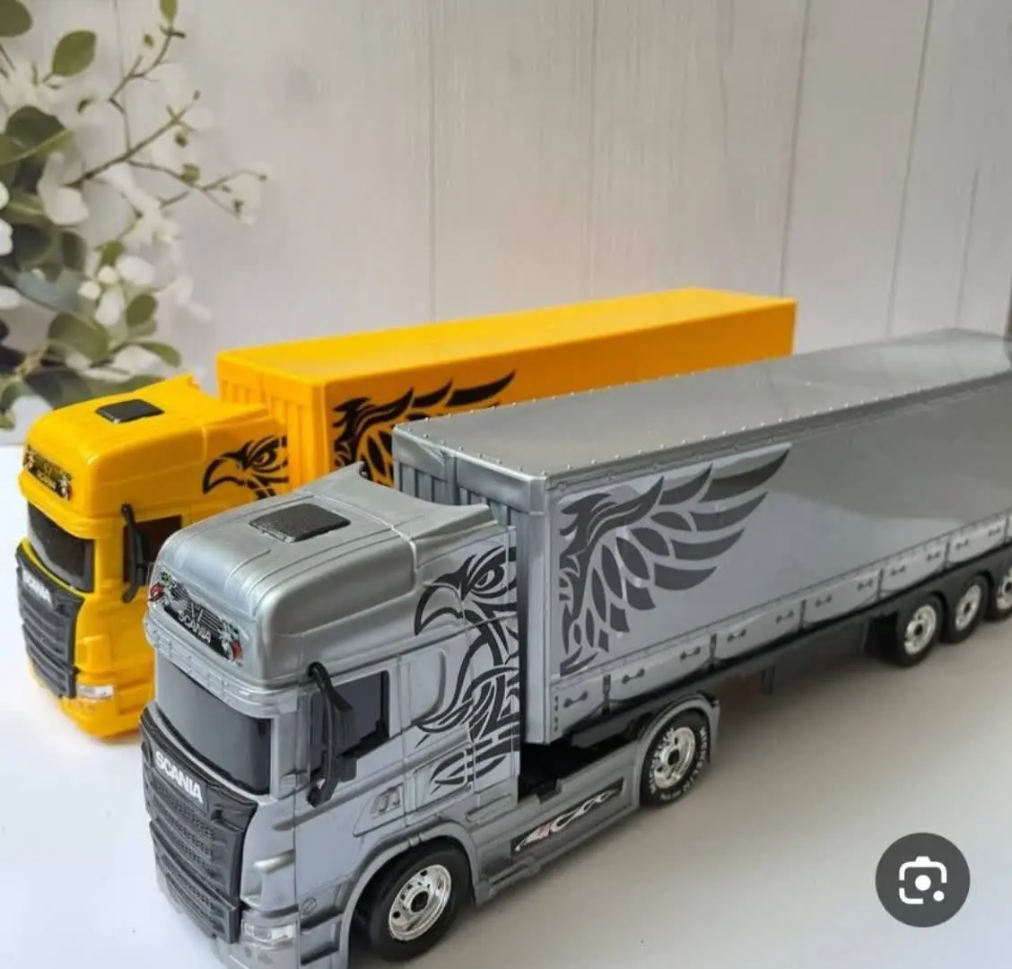 تریلی اسکانیا بزرگ
