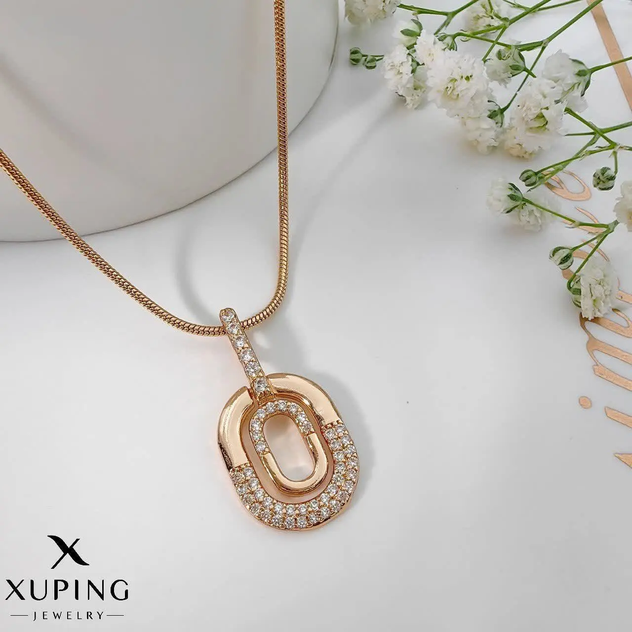 پلاک بیضی نگین دار بدون زنج...