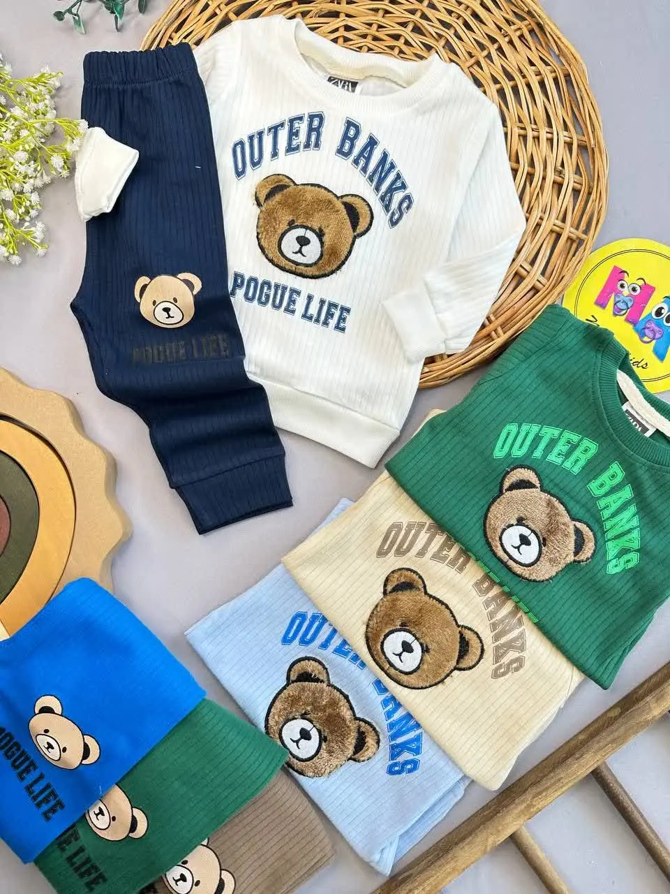 بلوز شلوار کبریتی طرح موسچی...