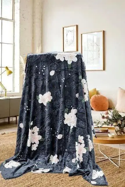 ✅✅✅✅✅✅✅پتو گل برجسته لیزری 
