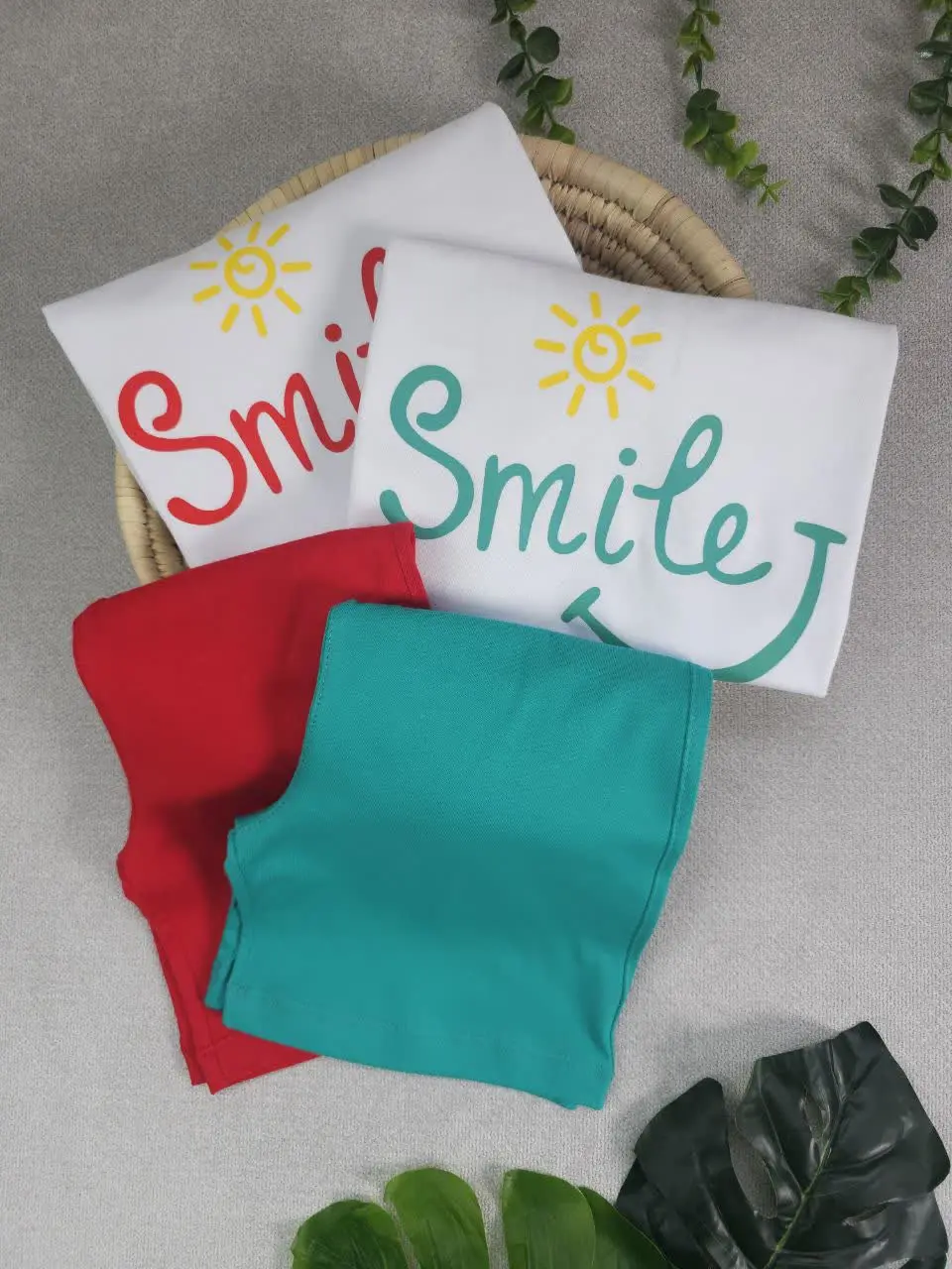 کراپ شلوارک Smile
