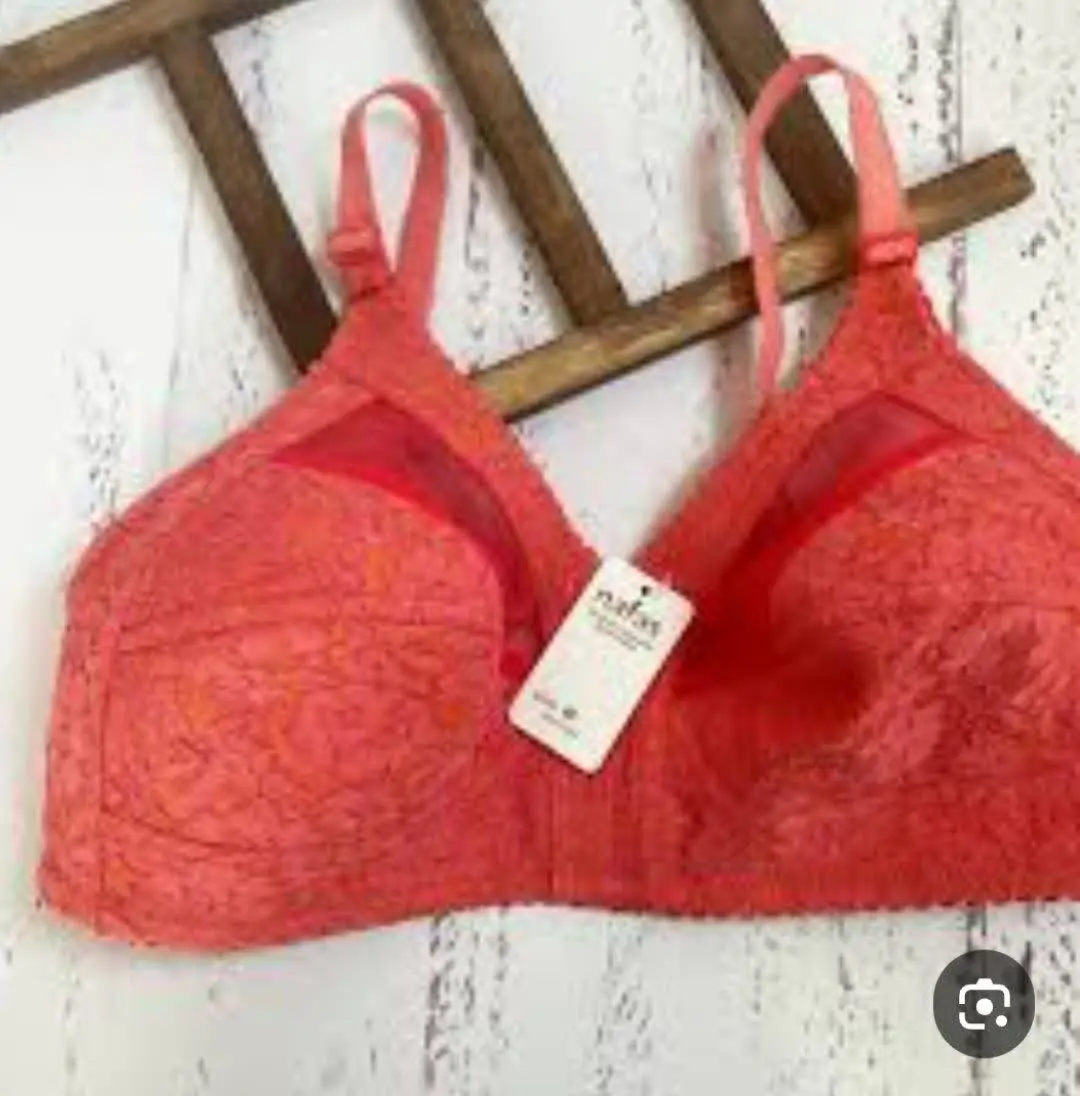 سوتین حریر شیشه‌ای 
