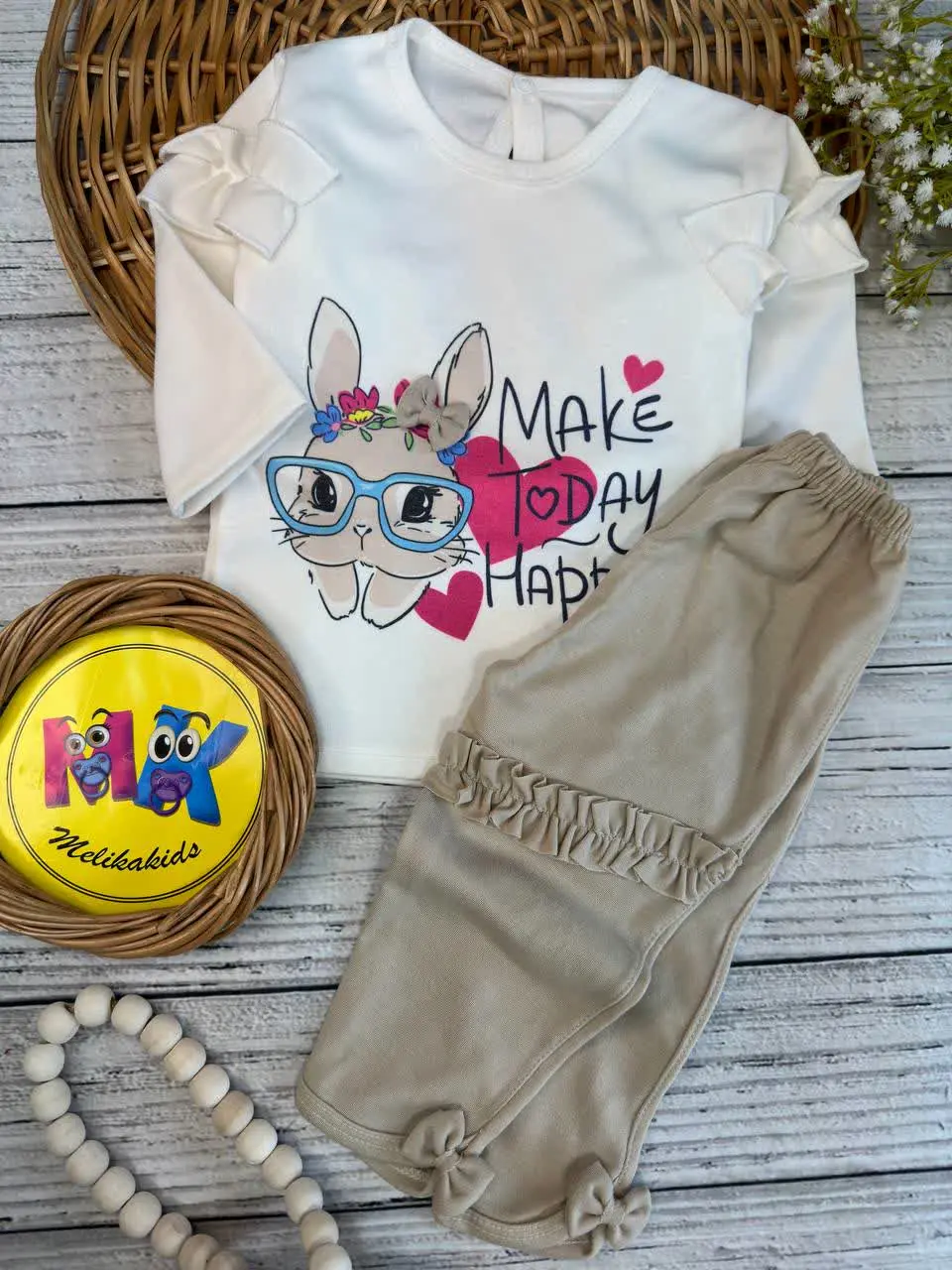 بلوز شلوار خرگوش پاپیون برجسته به سر نوزادی و کودک کد ۱۷۳۱۵۲ 
