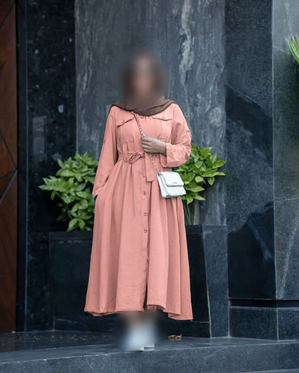 مانتو لنین، ی کار بلند و خنک
