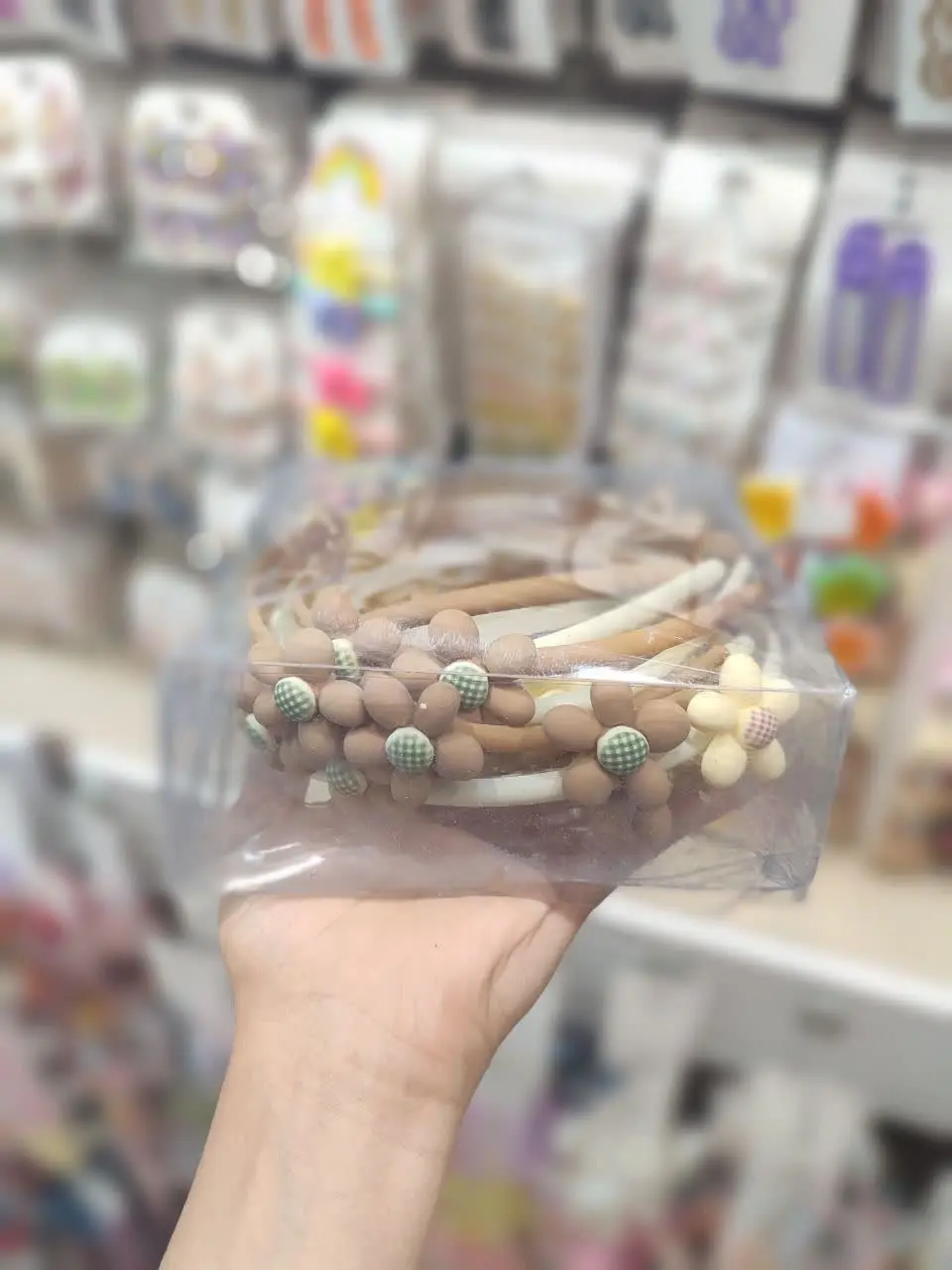 تل عروسکی کرم قهوه‌ای 
