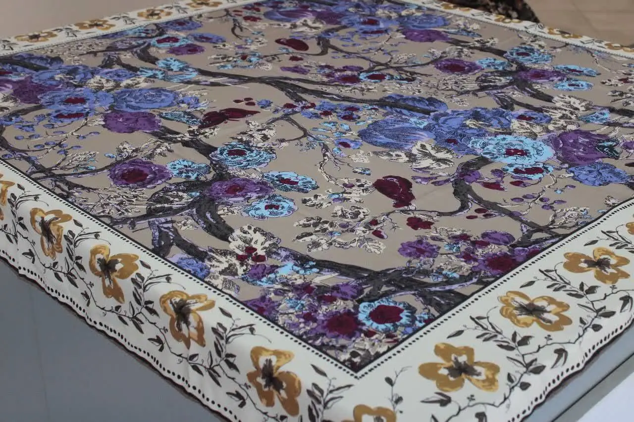 روسری ابریشم توییل شیک مجلسی 
