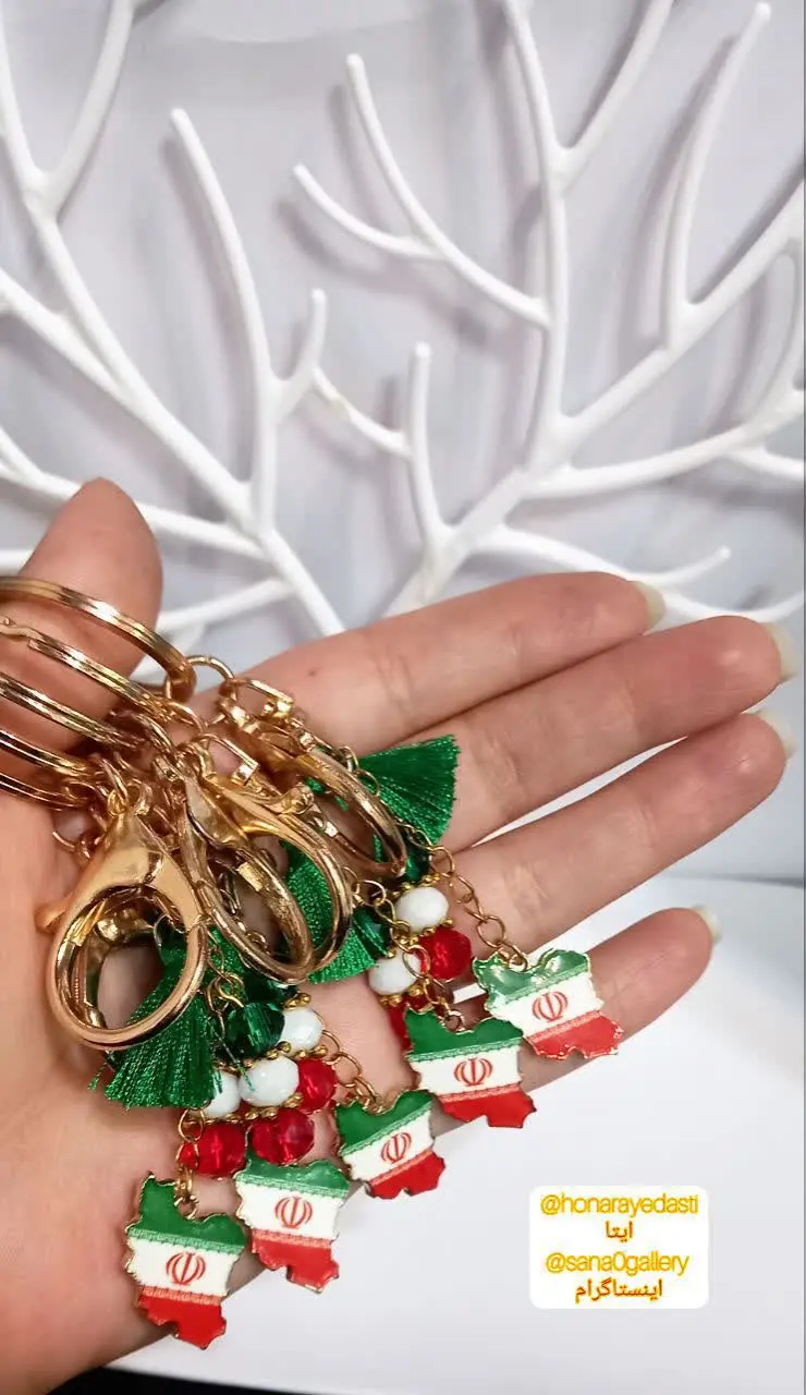 که بعنوان آویز کیف یا شلوار نیز میشه استفاده کرد. 
