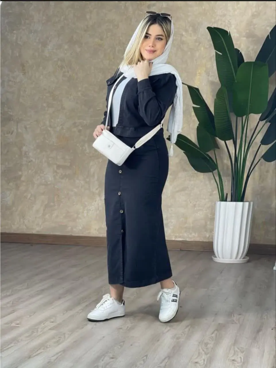 نام: کت و دامن ترنم 
