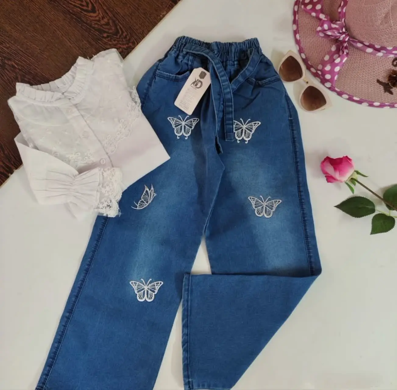 🔅جنس: پارچه لی گلدوزی شده، چهار جیب، کمرکشی بند دار مدل بگ
