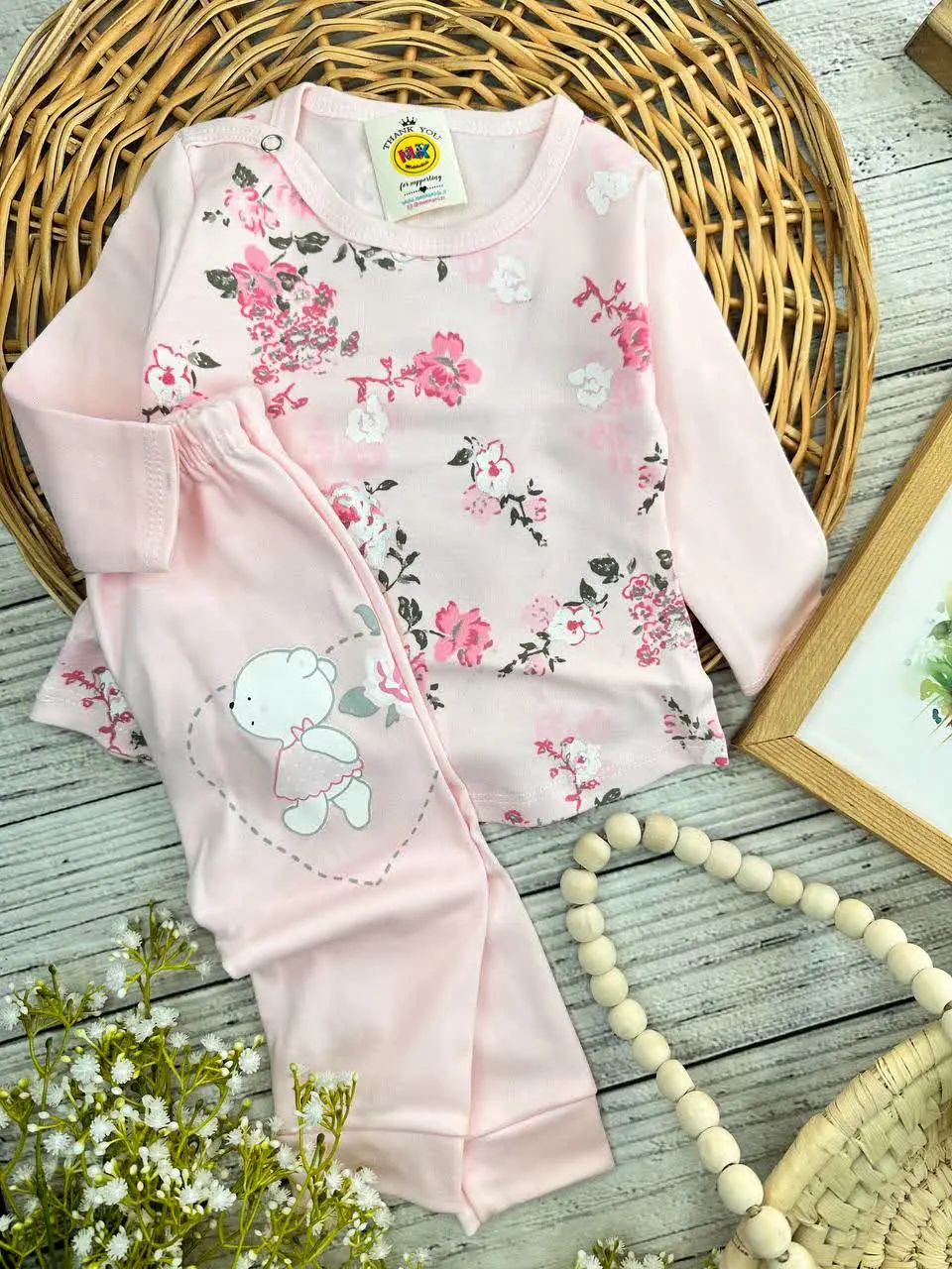 بلوز شلوار طرح گل و خرگوش صورتی نوزادی و کودک کد ۱۷۳۲۰۲ 
