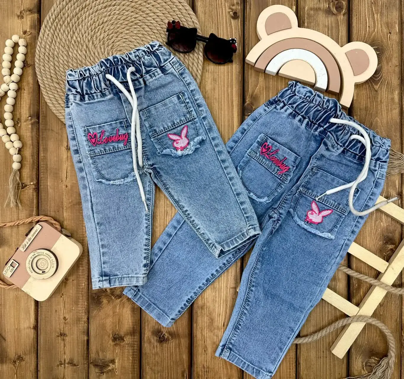 👫شلوار لی آبی گلدوزی خرگوش 😍
