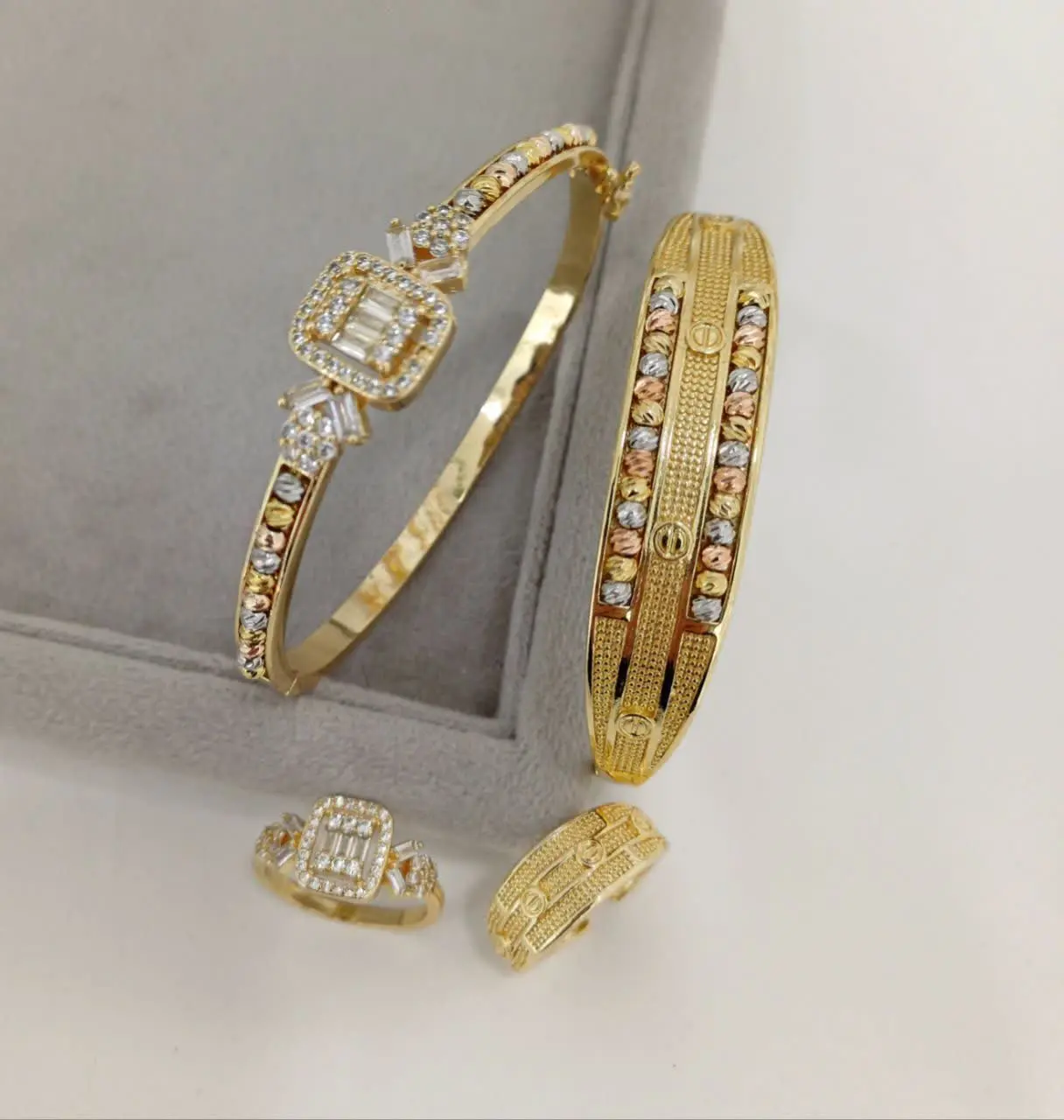 #دستبند انگشتر گوی البرنادو 
