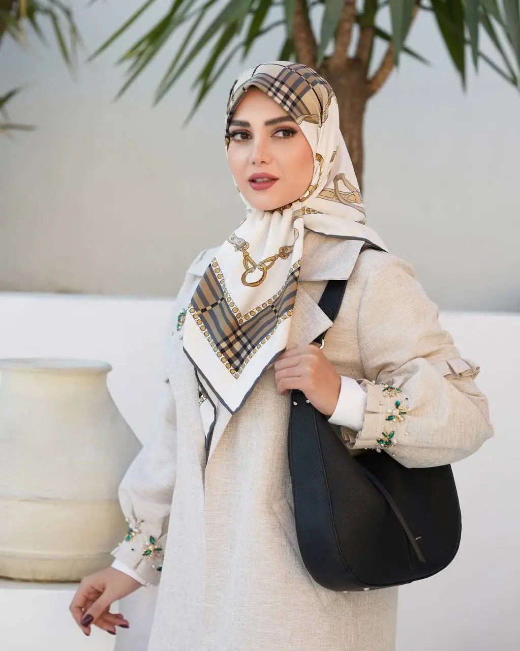 با ما خاص بودن رو تجربه کنید💫
