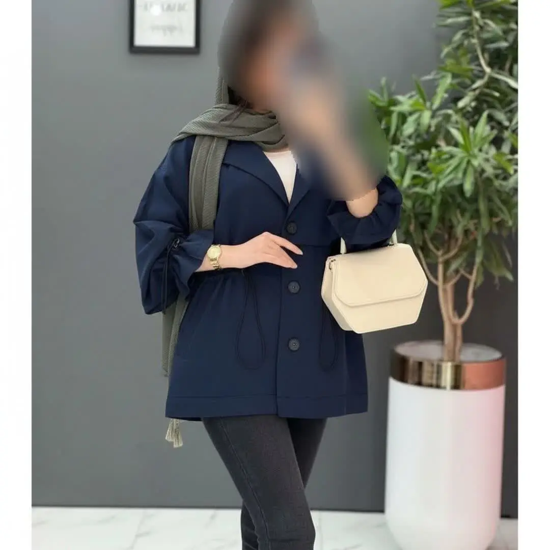 👚 نام: مانتو سه دکمه