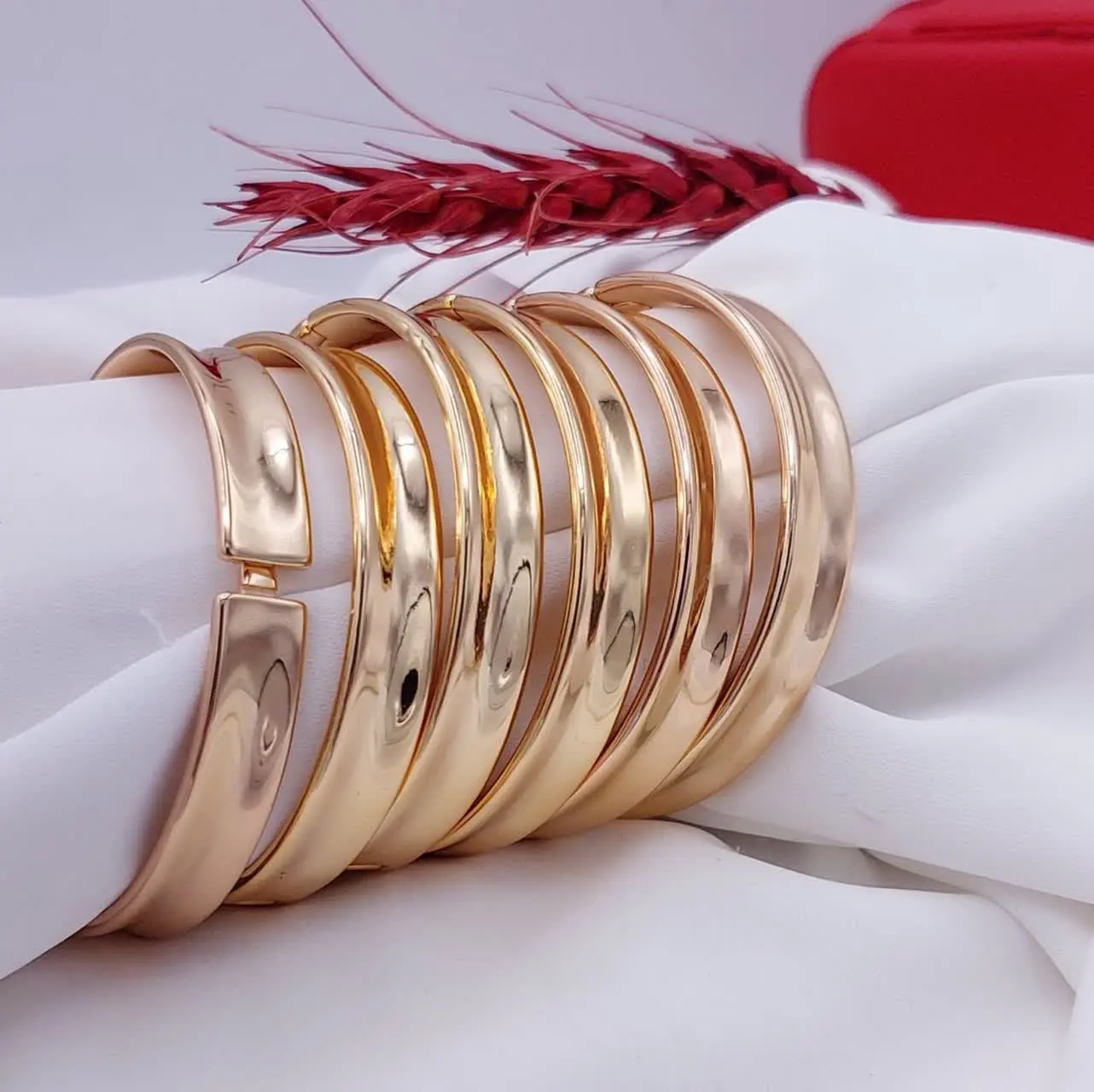 #النگو ۱۰میل آینه‌ای قفلی جدید 😍
