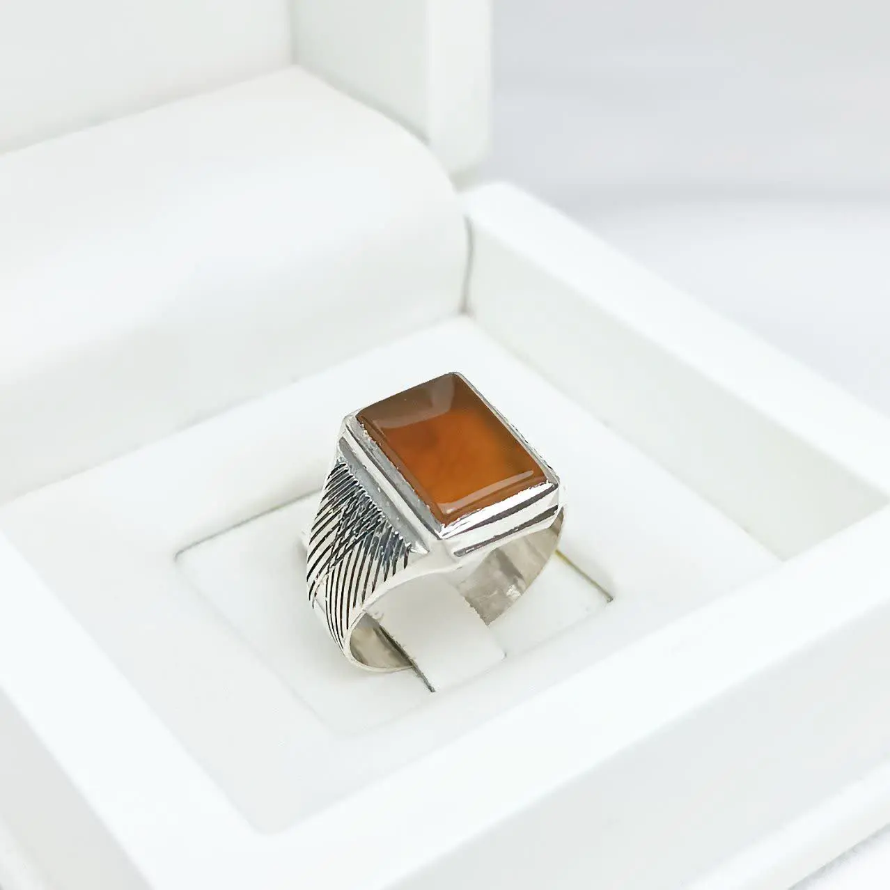 انگشتر نقره مردانه ۴ گوش