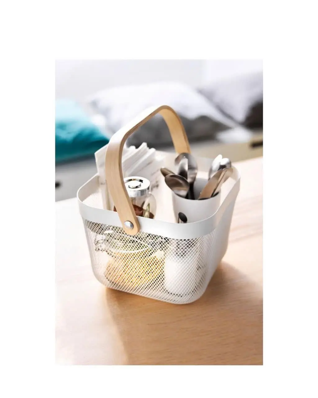 سبد فلزی طرح ایکیا دسته بامبو 
