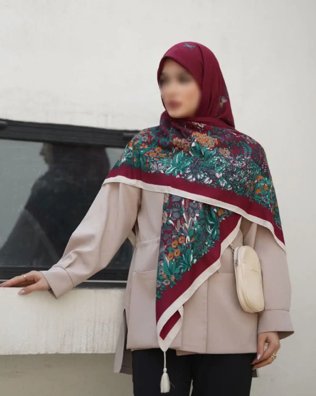 روسری نخ سیا اسکارف 
