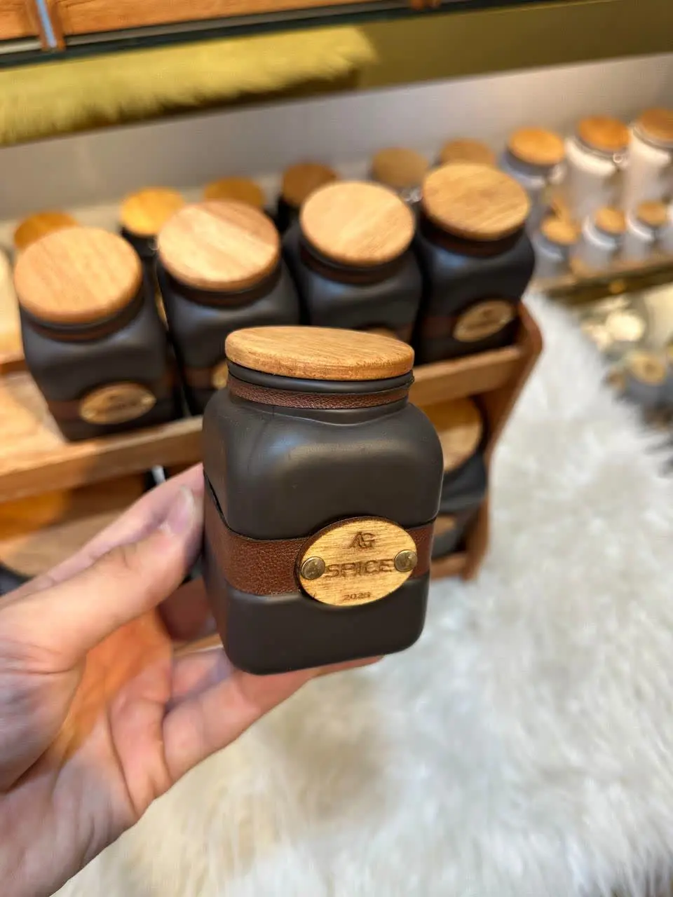 مدل مربع با کمربند چرمی