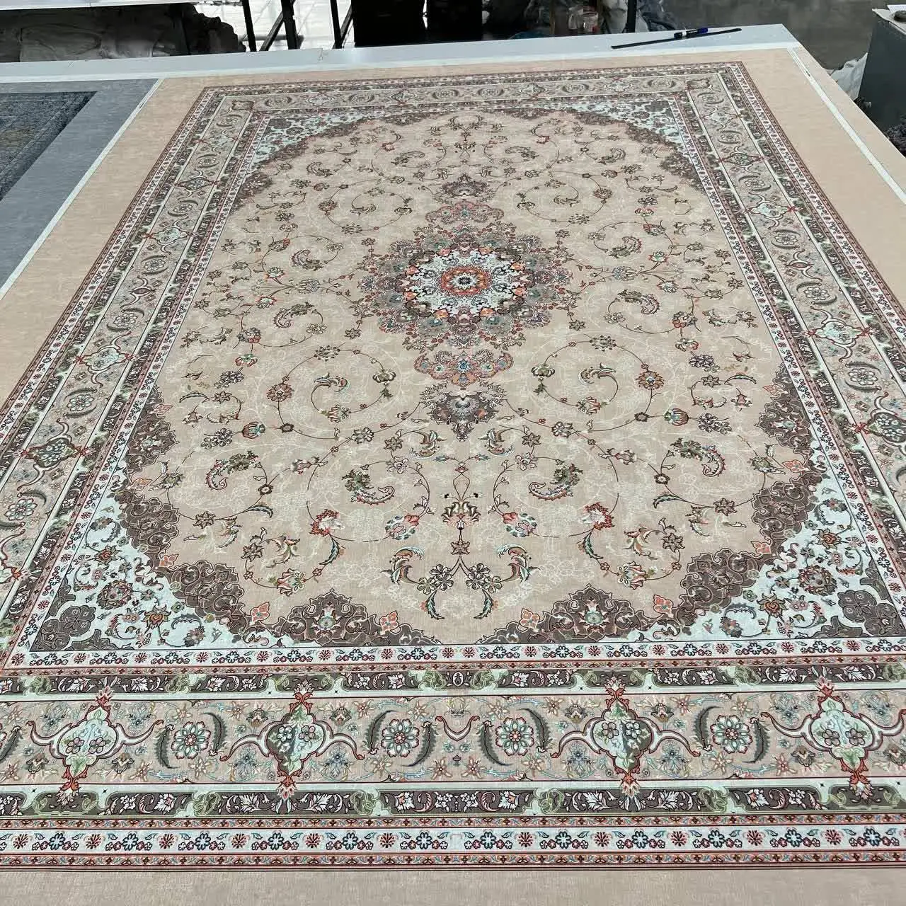 روفرشی کشدار A ۳۴۹
