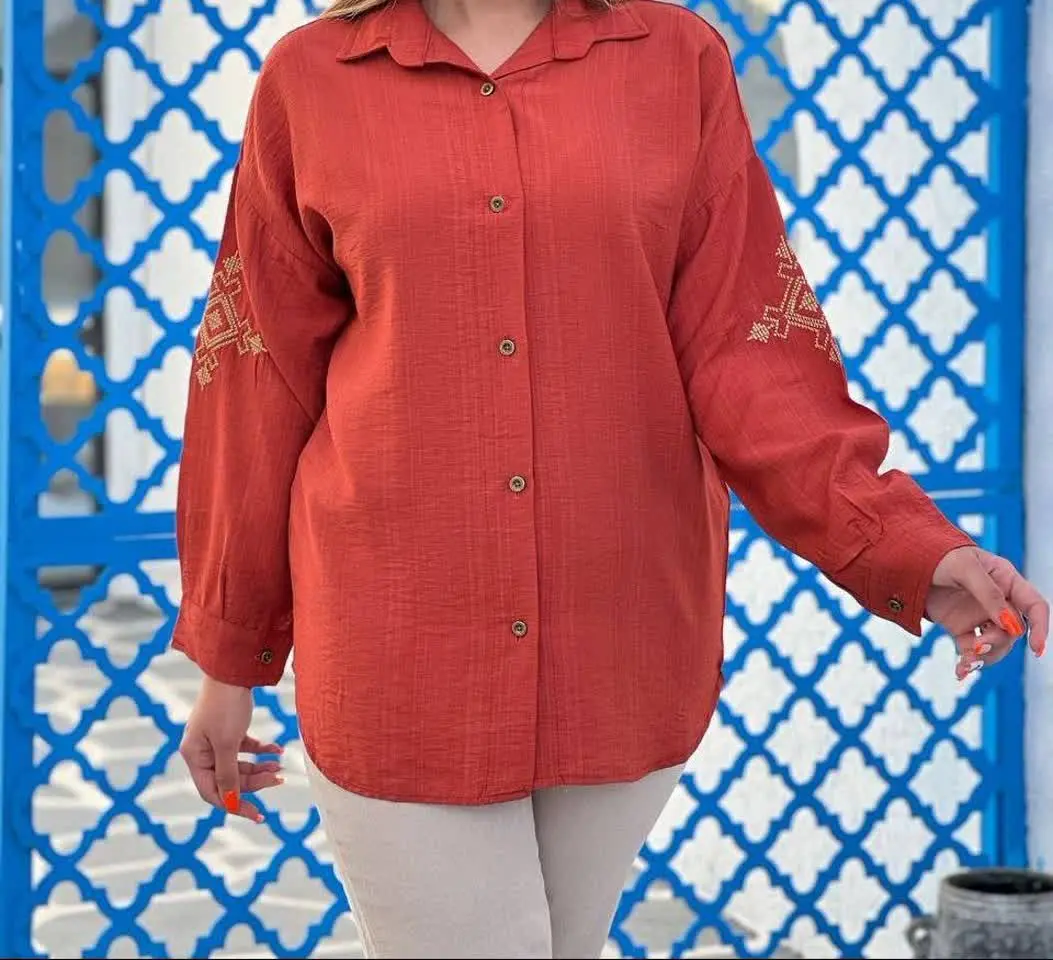 👚نام: مانتو آستین گلدوزی ۱۳۳۶
