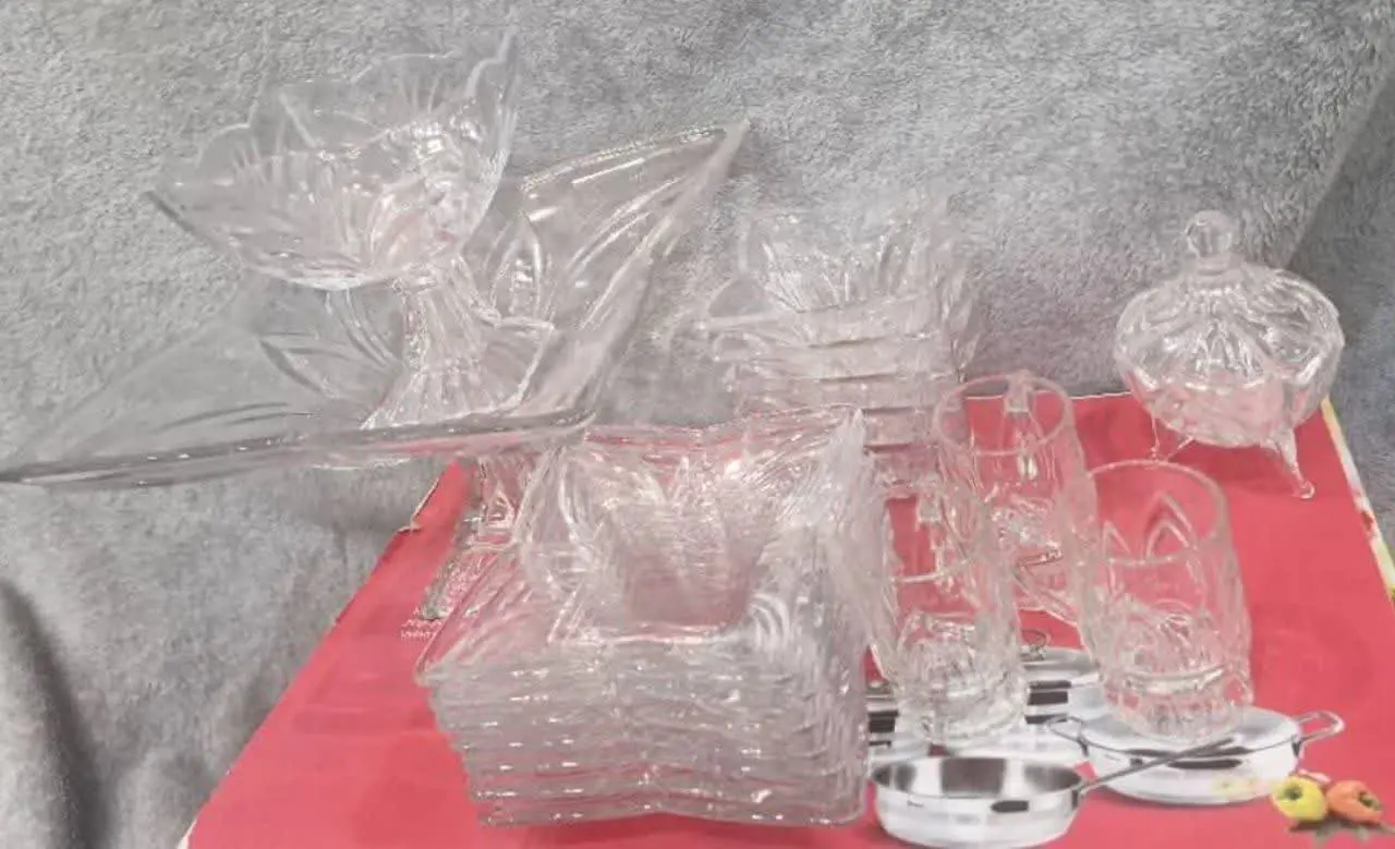 پیش دستی ۱۱عدد
