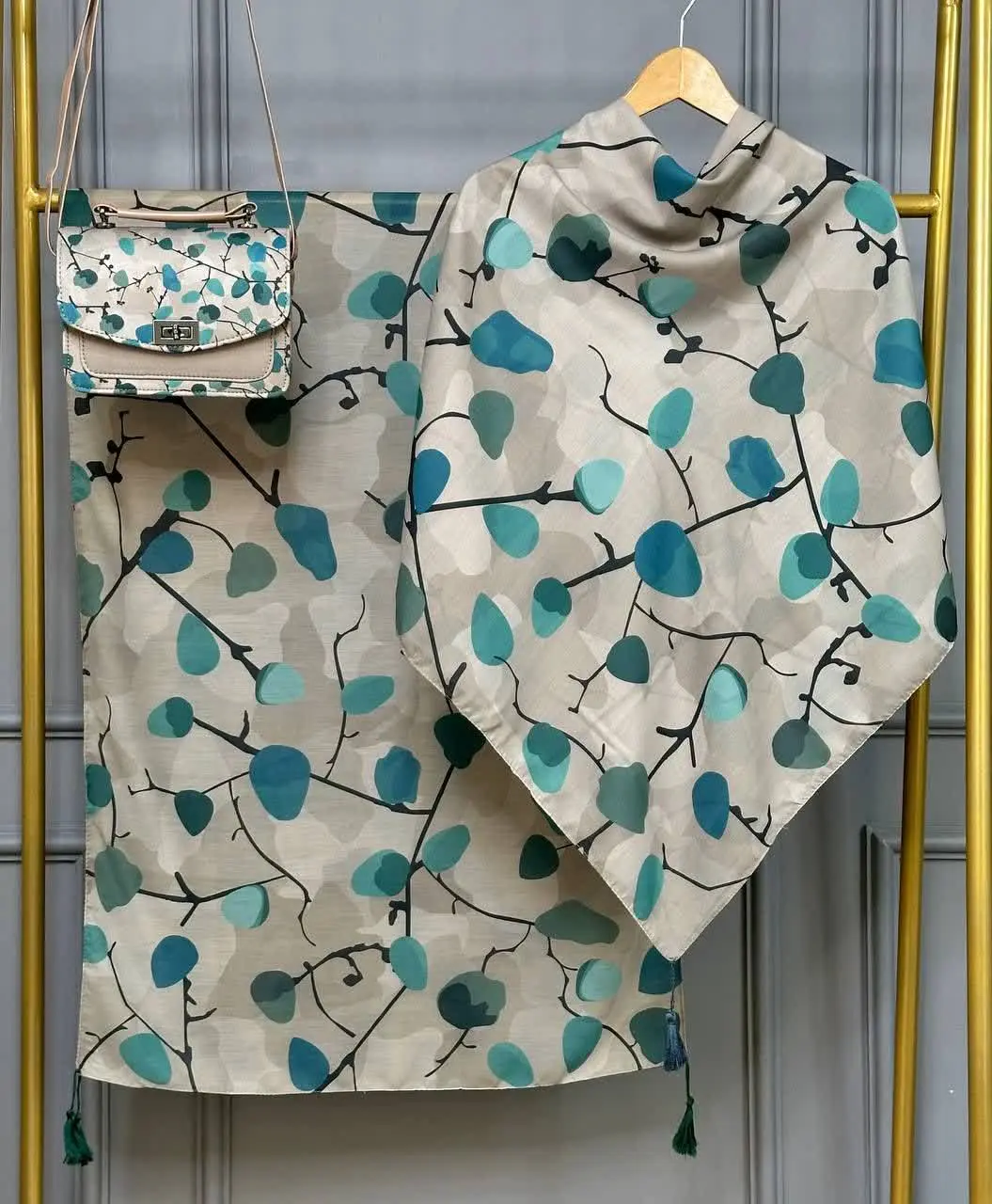 ست خوشگلمون طرح گل کاغذی 😍😍
