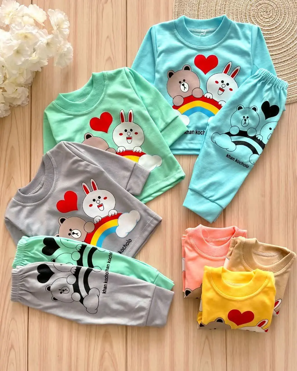 لباس بچه گانه بلوز شلوار رنگین کمونی
