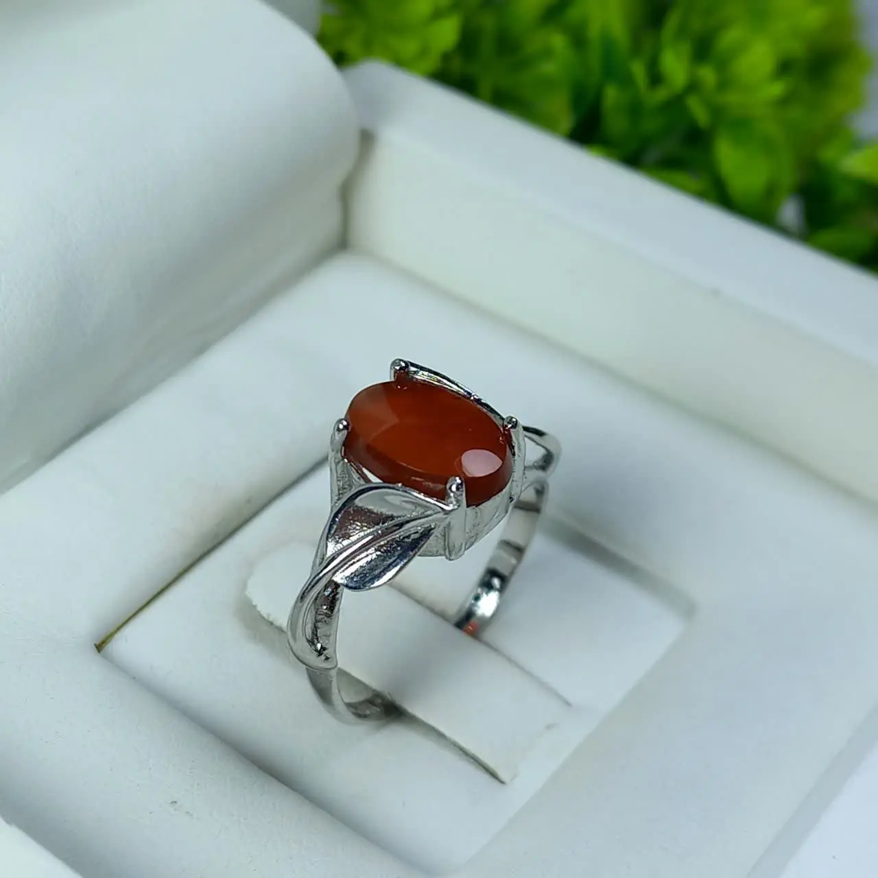 ✅انگشتر زنانه عقیق #سرخ_یمن❤
