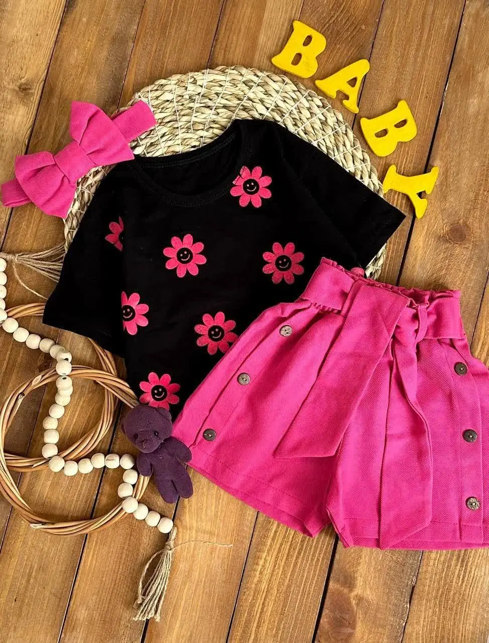 نام: کراپ شورتک بابونه با هد ۲
