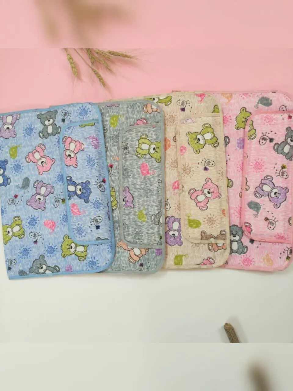 زیرانداز تشک تعویض رنگی کد ۳۱۳۰۰۳ 
