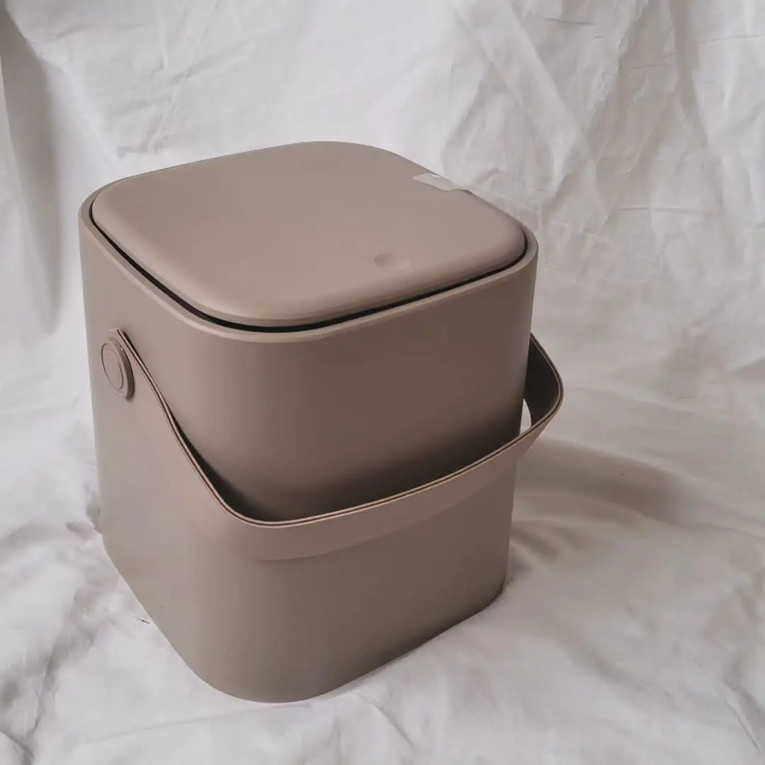 سطل جادویی دسته دار
