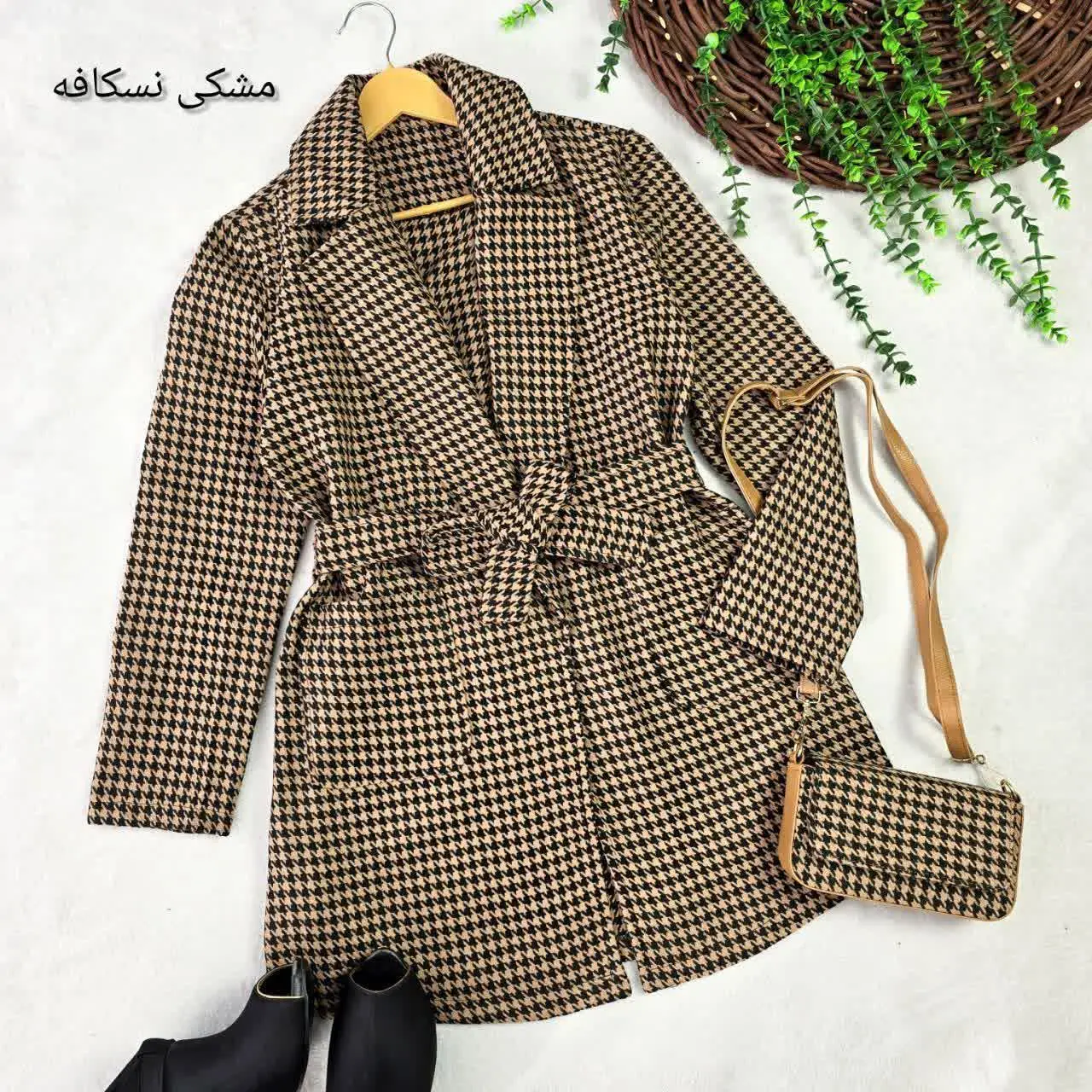 🍁 نام: مانتو پاپیون
