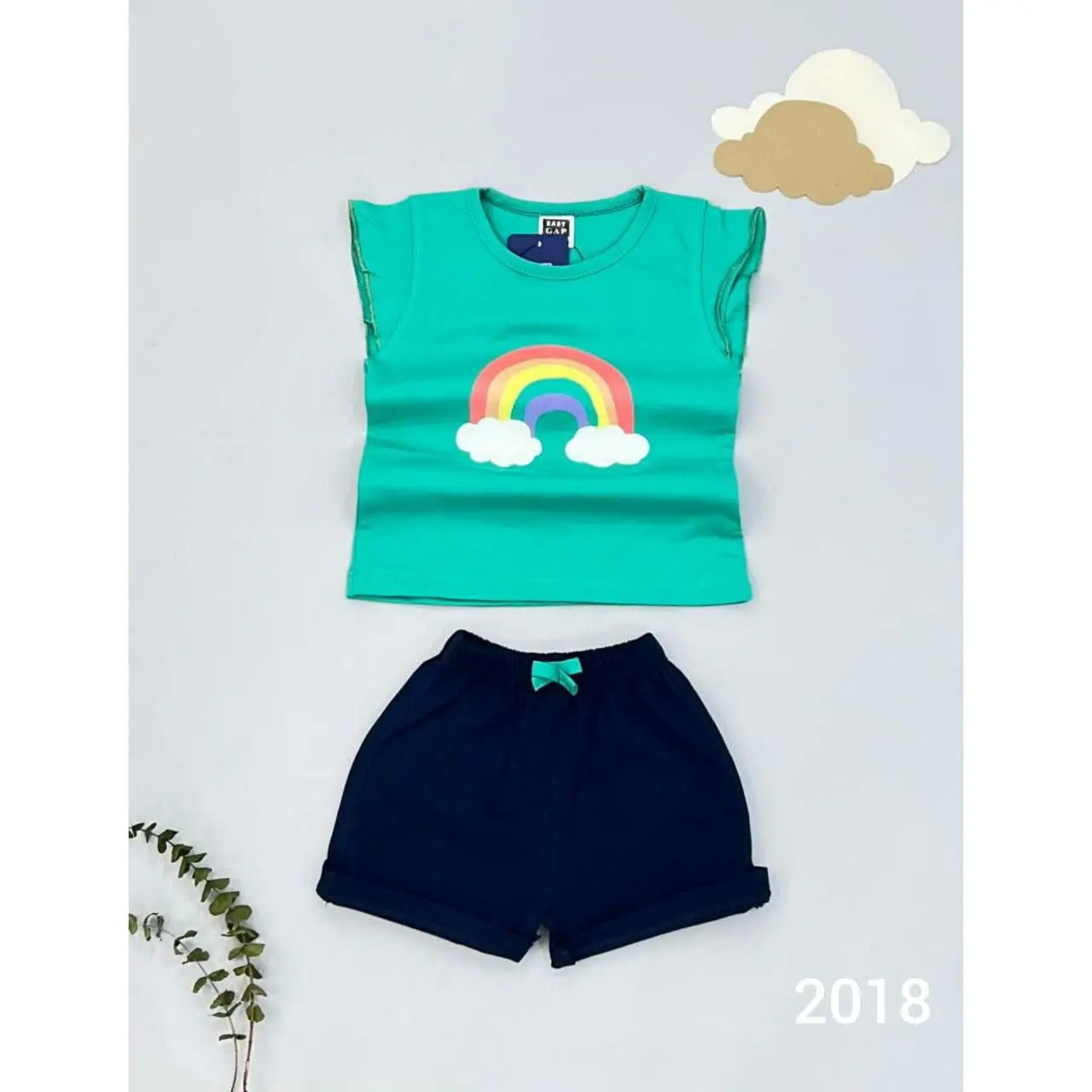 اینم یه مدل تاپ شورتک خوشگل نقلی
