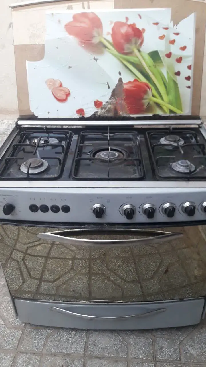 گاز فردار.۵شعله سالم
