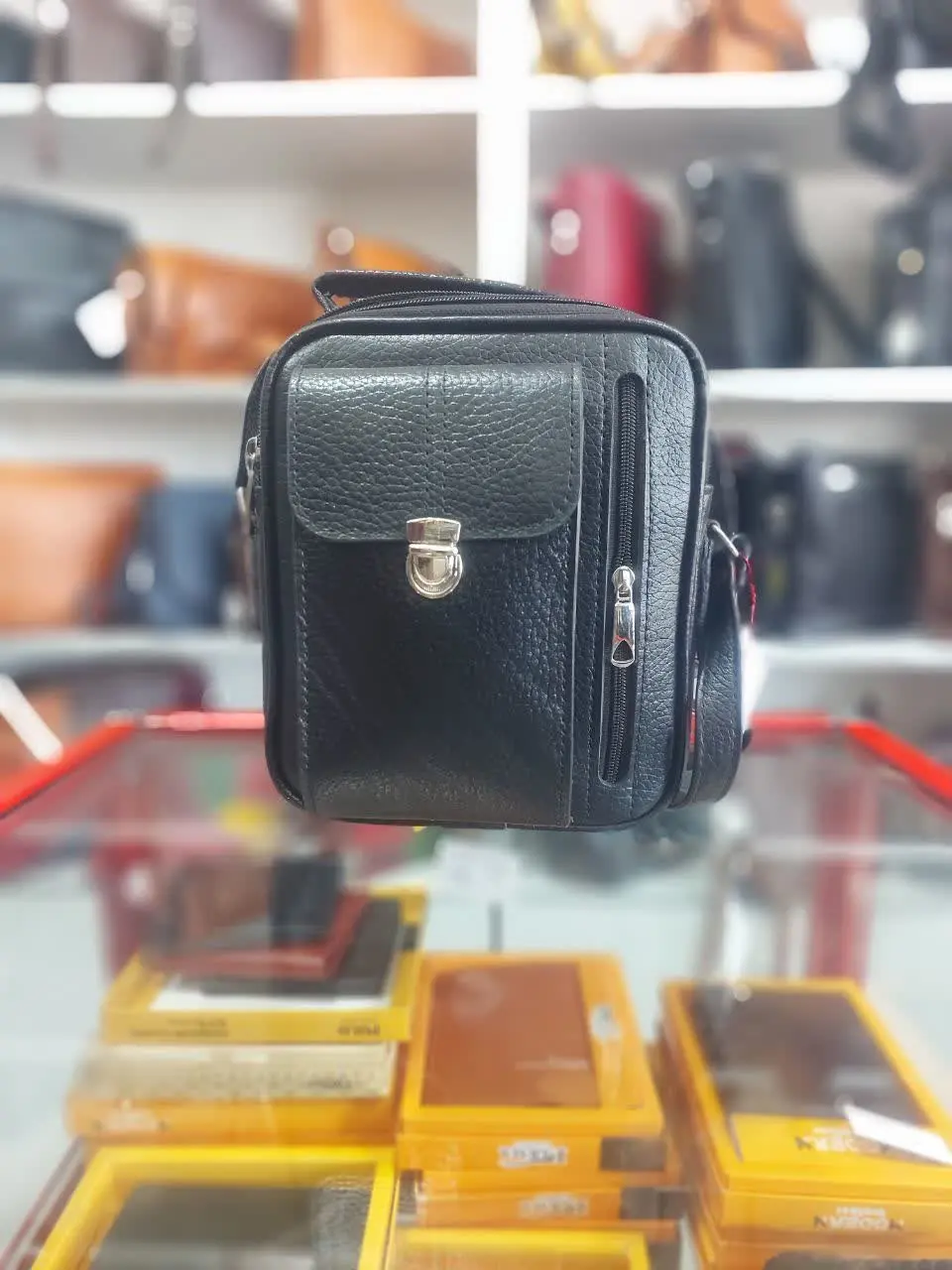 کیف اسپرت جاموبایل دار 🎒
