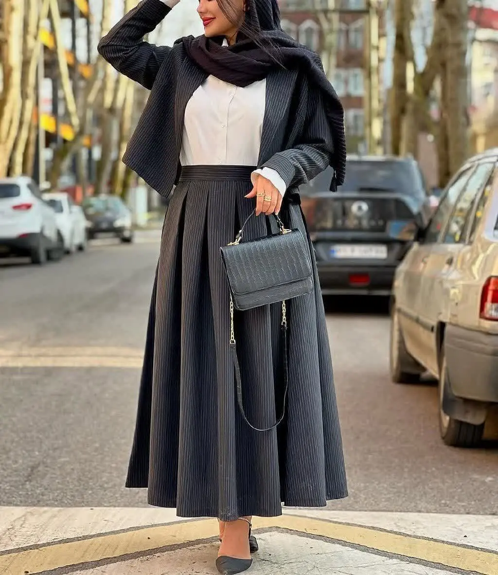 👚 نام: کت دامن شارمین
